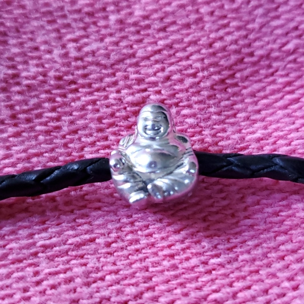 Pandora Buddha charm silver.